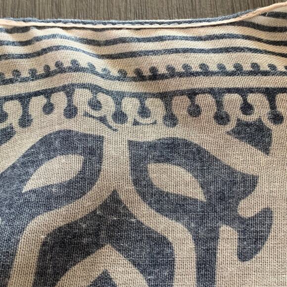 Kimono Coverup Blue & Ivory Aztec Design Open front and sides One Size - Picture 5 of 7